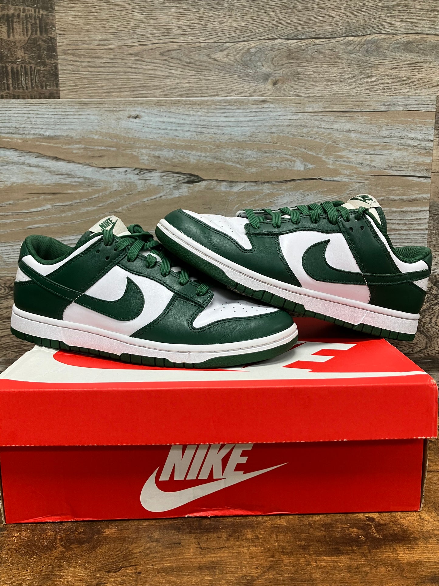 8.5-Nike Dunk Low Michigan State