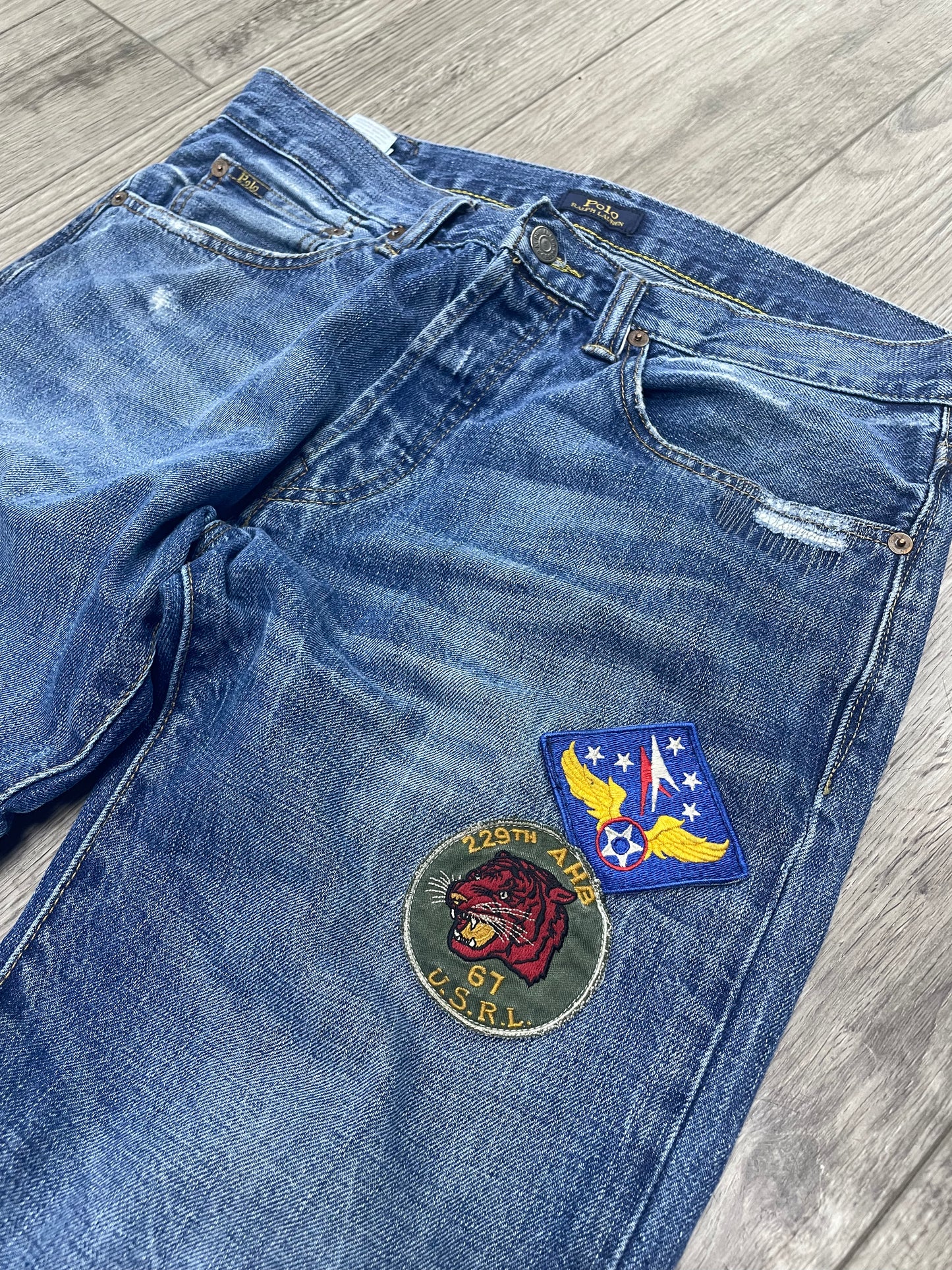 31-Polo Ralph Lauren Classic Fit Tiger Patch Distressed Jeans