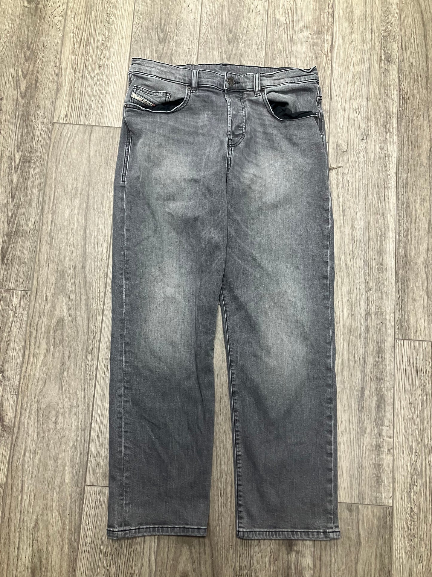 Diesel D-Viker Straight Jeans Size 33x30