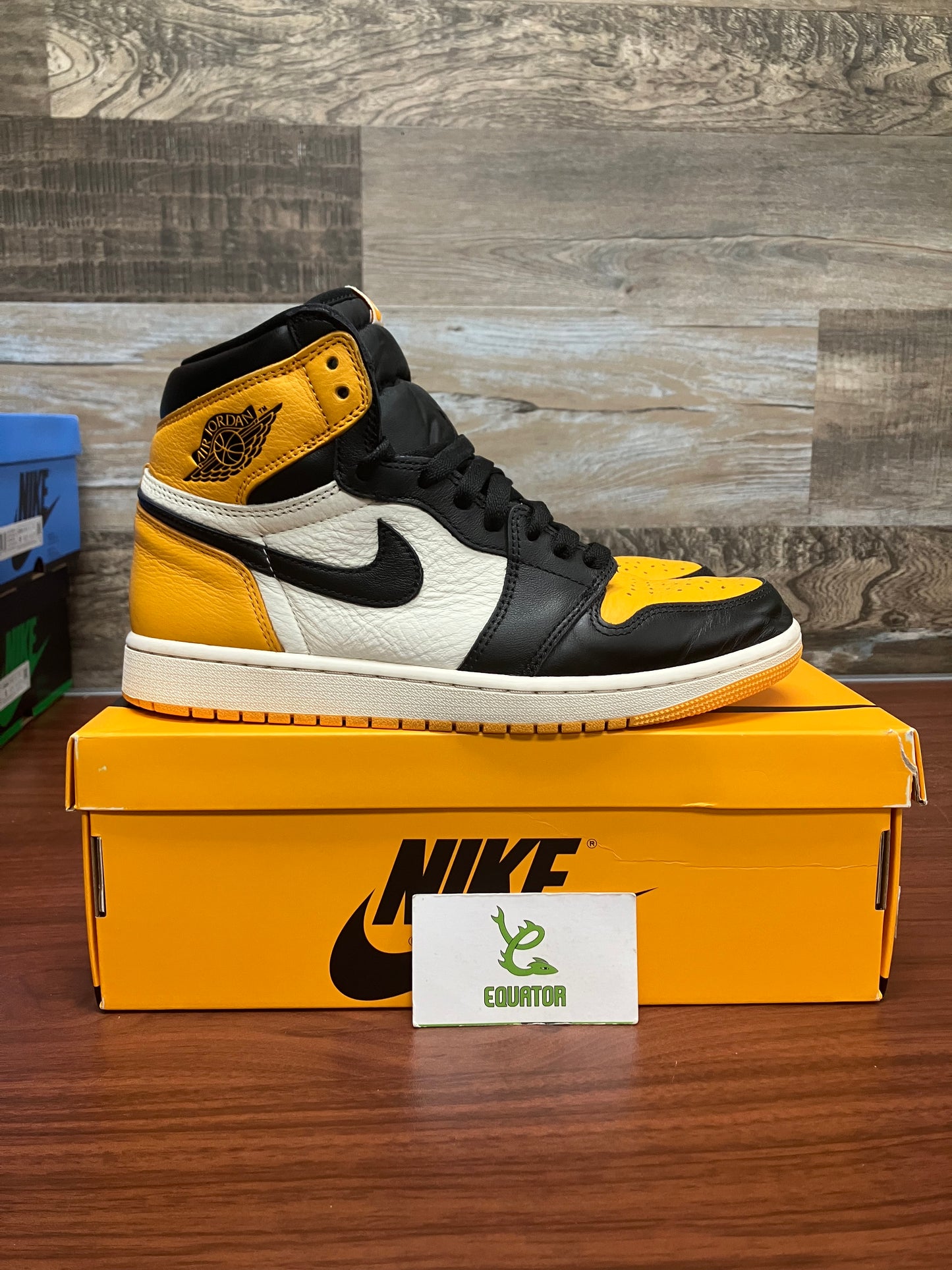 Jordan 1 Retro High OG Taxi Size 9