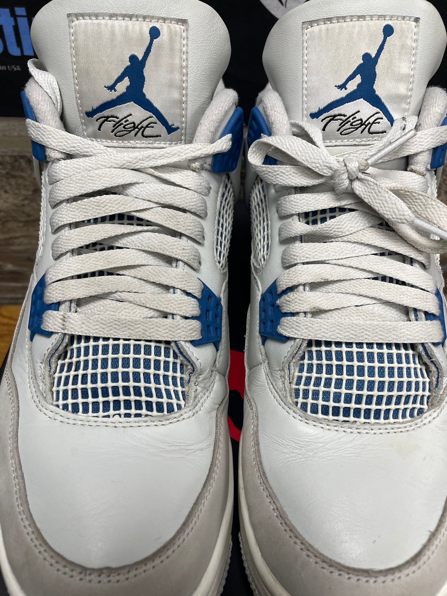 10.5-Jordan 4 Military Blue