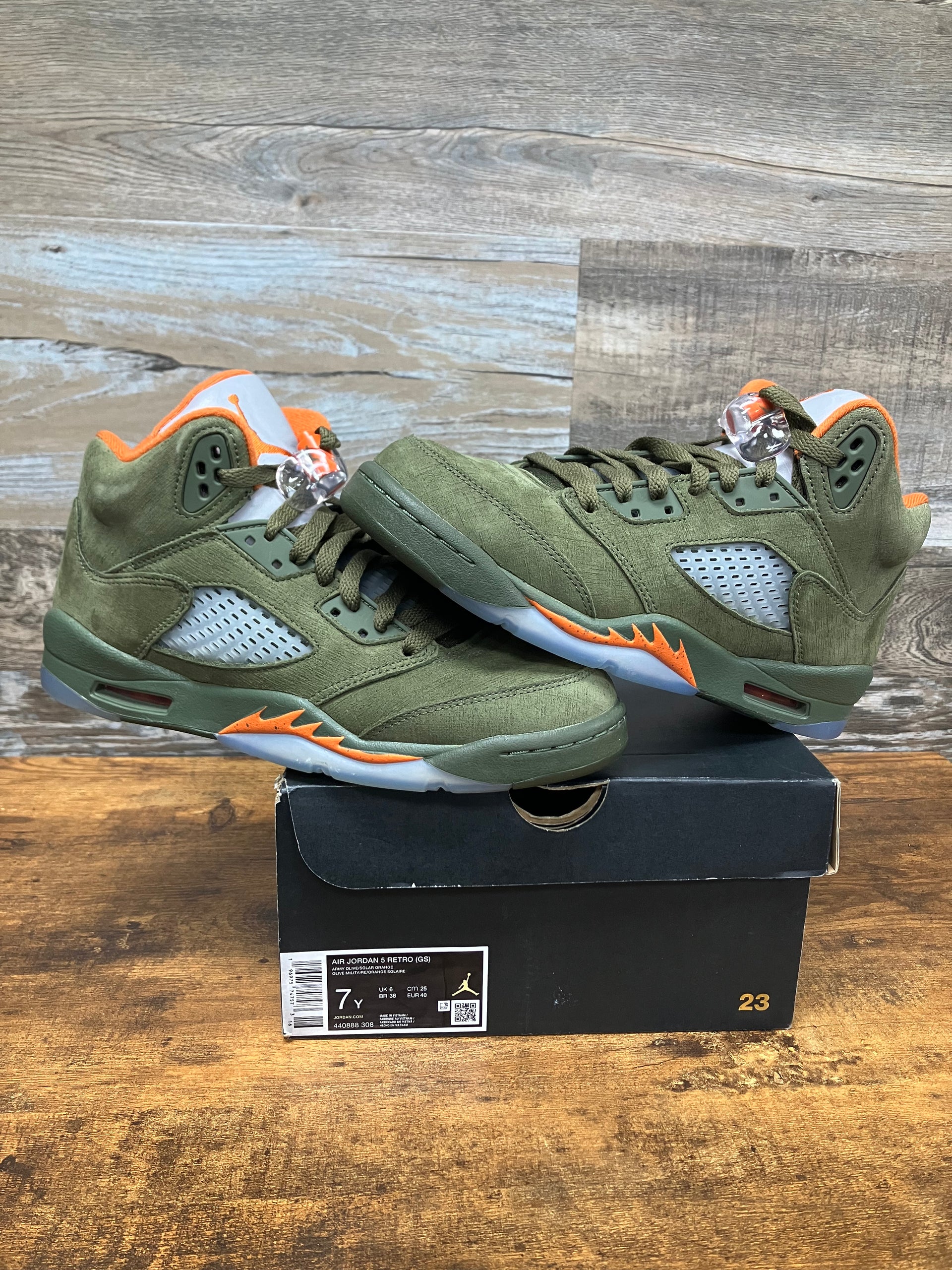 7Y-Air Jordan 5 Olive – equator