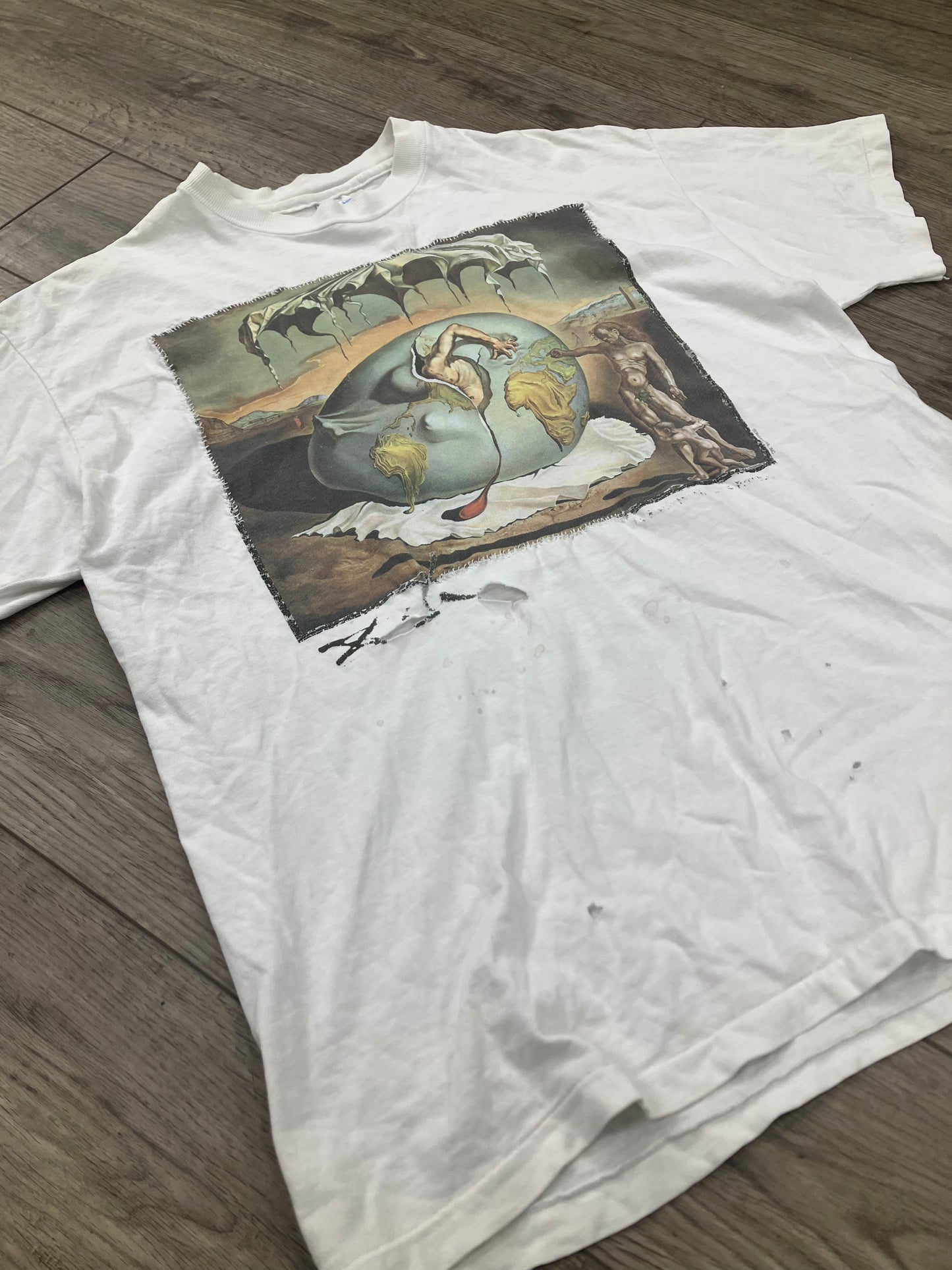 L-Vintage Salvador Dalí “Birth Of The New Man” Tee