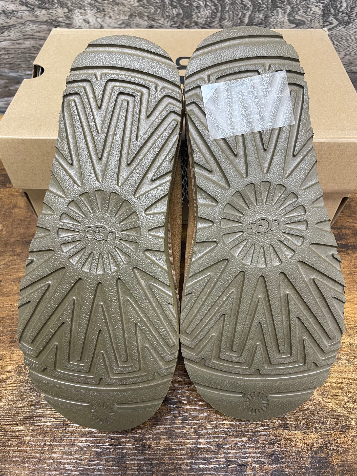 7W-UGG Tasman Slipper chestnut