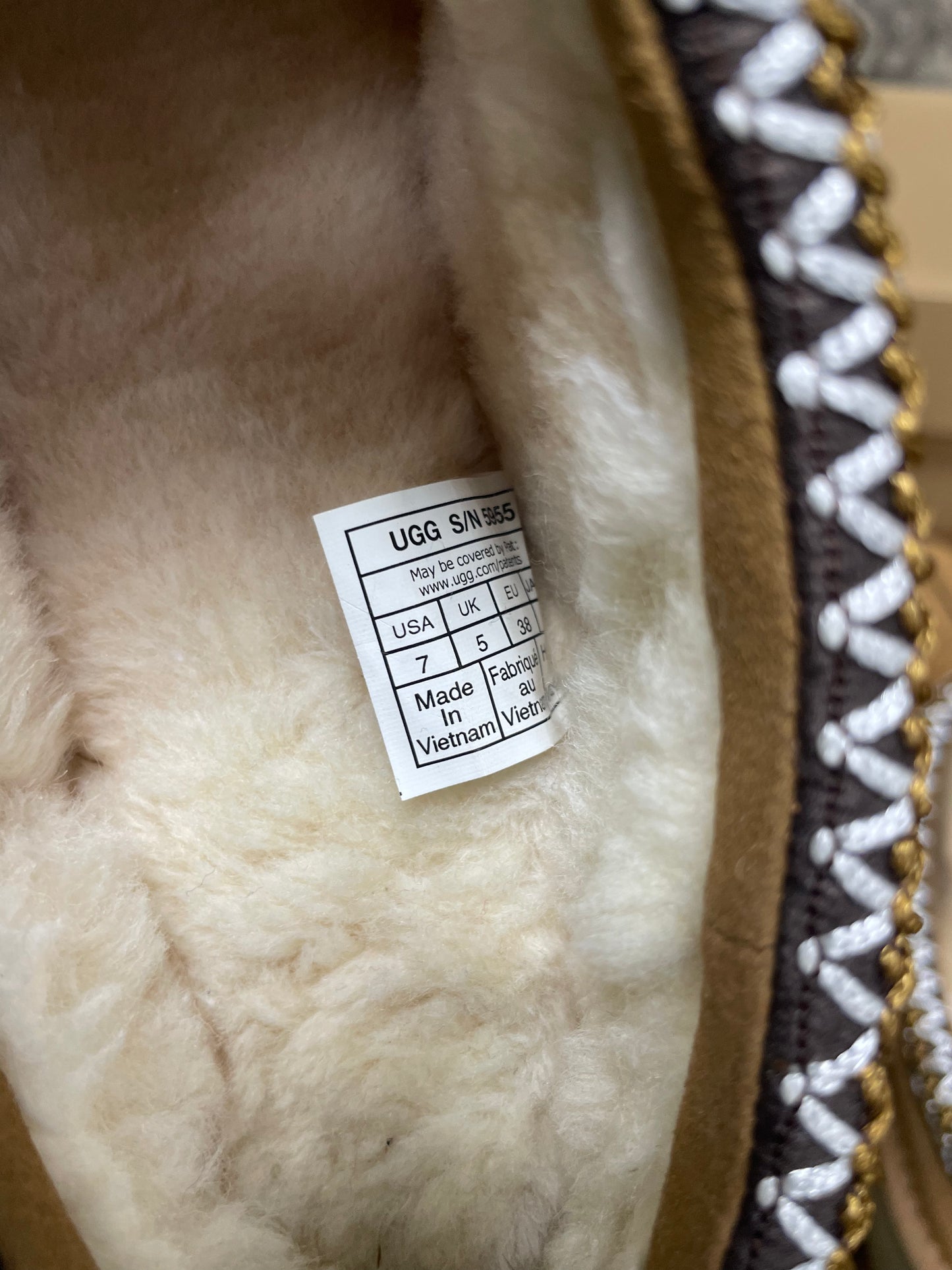 7W-UGG Tasman Slipper chestnut