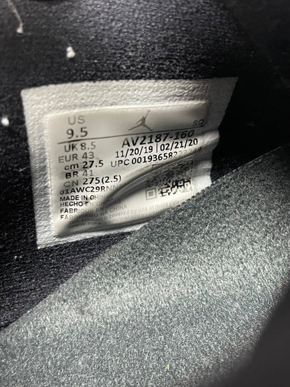 9.5-Air Jordan 11 Low Concord Bred