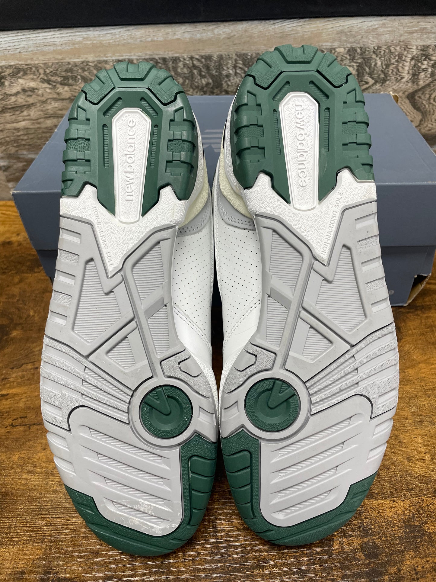 9-New Balance 550 Nightwatch Green
