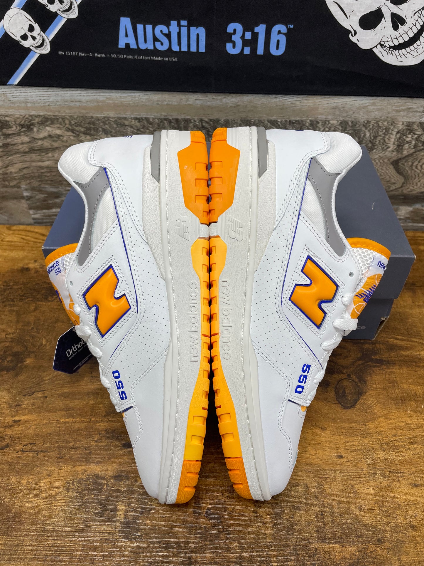 10-New Balance 550 Lakers Pack/Vibrant Orange
