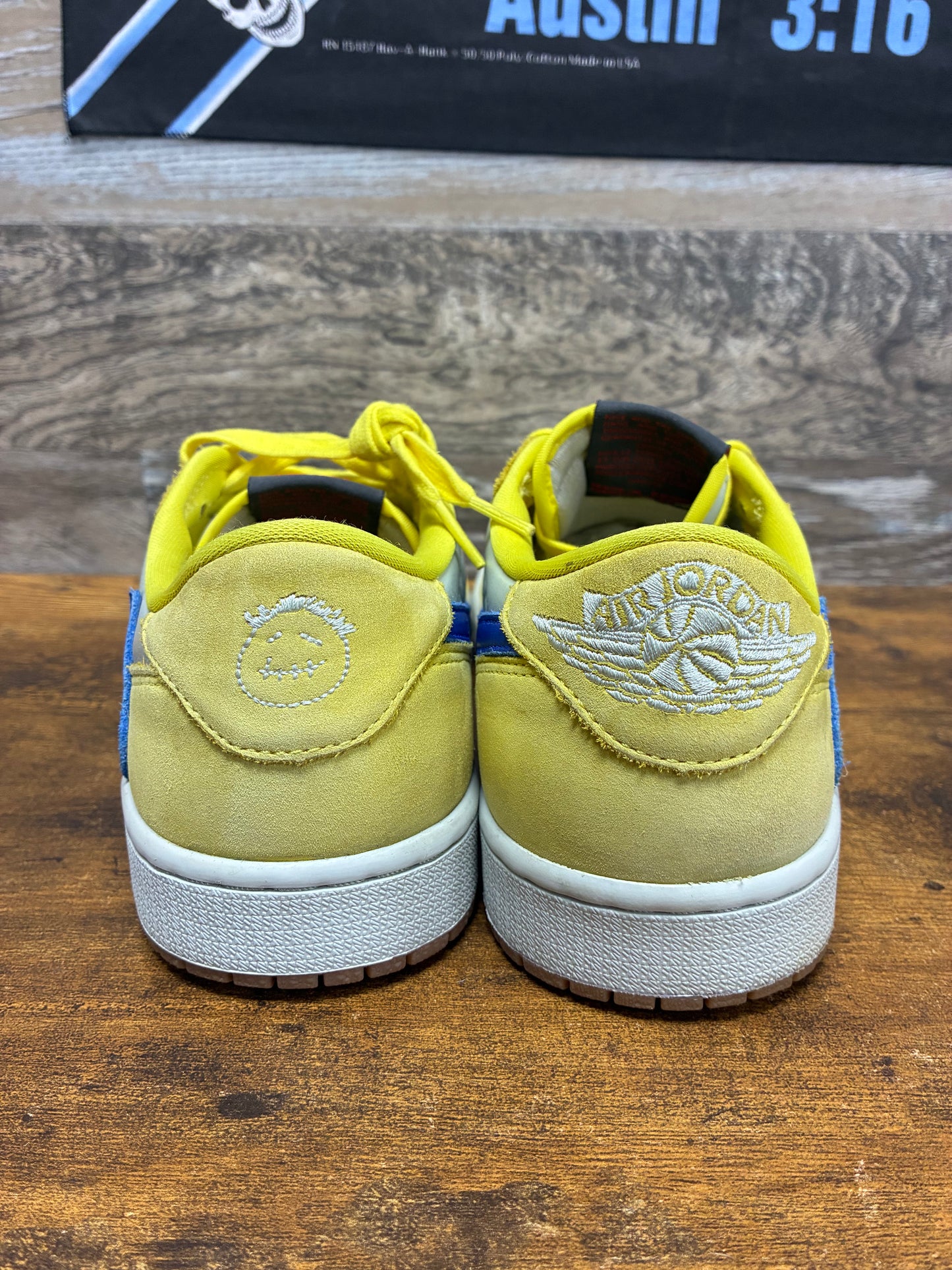 10W/8.5M- Jordan 1 Retro Low OG Travis Scott Canary