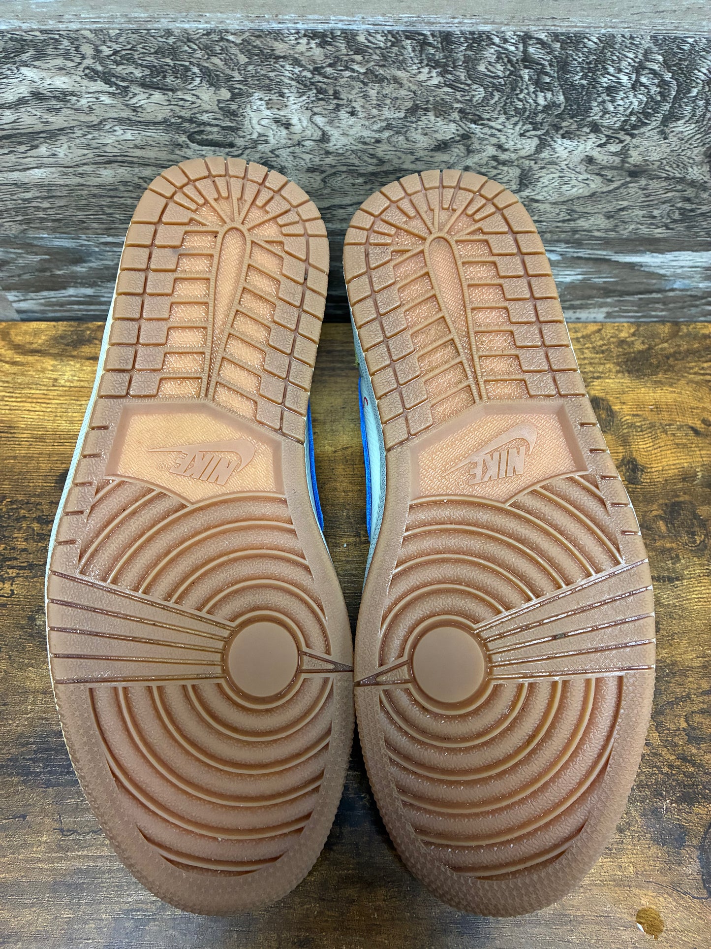 10W/8.5M- Jordan 1 Retro Low OG Travis Scott Canary