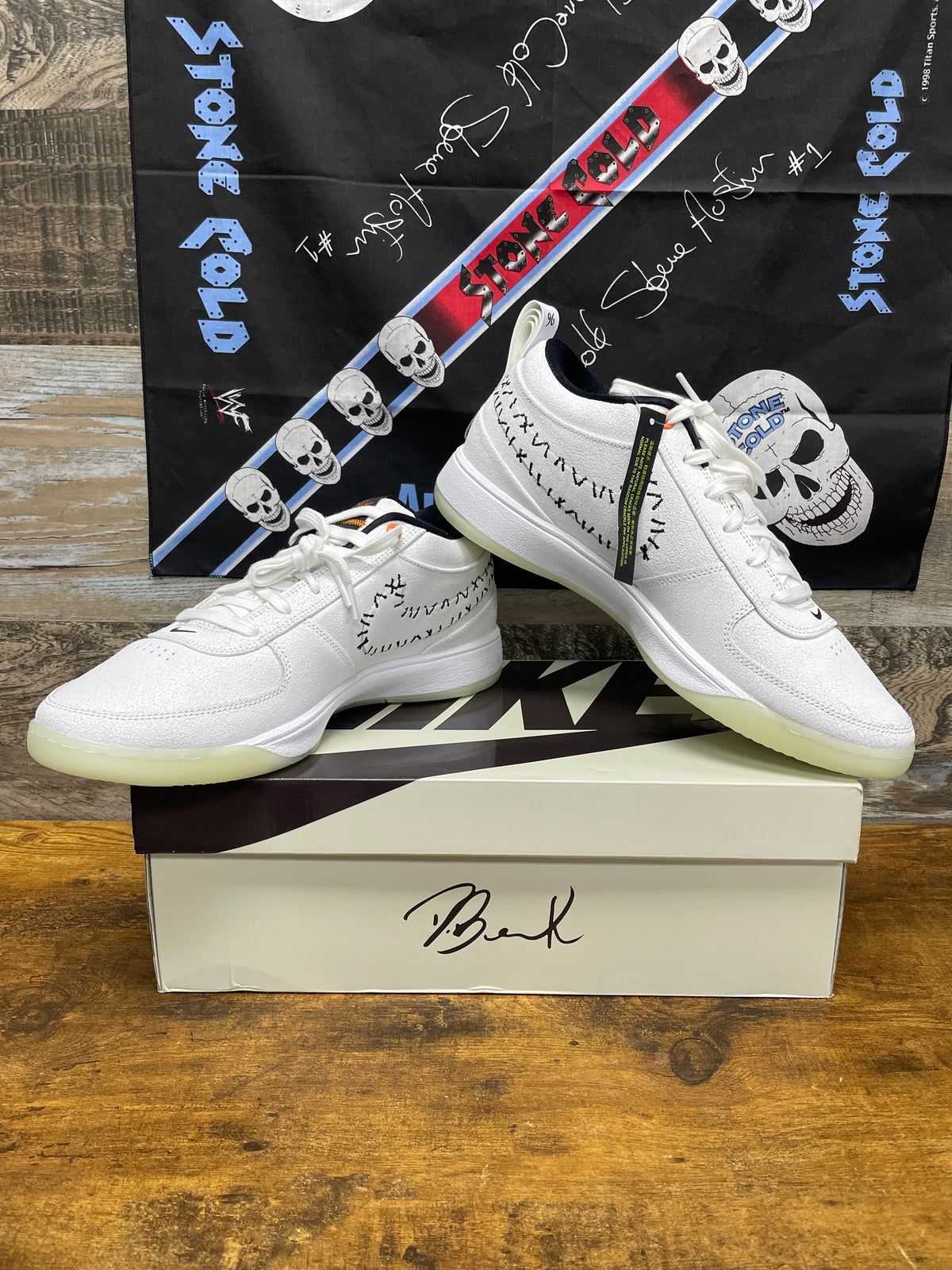 Nike Book 1 The Nightmare Before Christmas 13