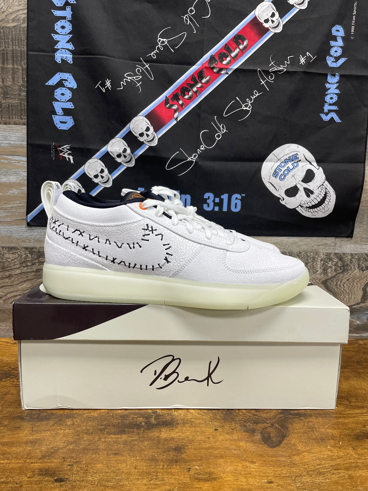 Nike Book 1 The Nightmare Before Christmas 13