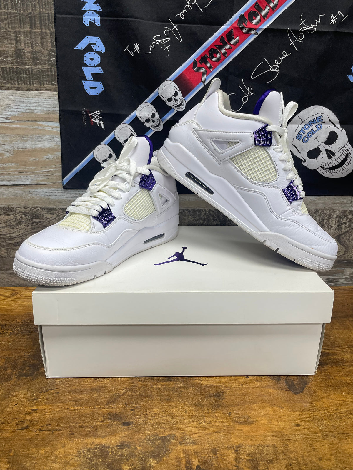 Air Jordan 4 Retro Metallic Purple 10.5