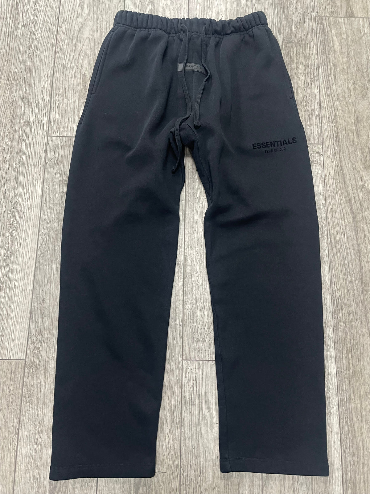 L - Fear Of God Essentials Black Relaxed Fleece Sweatpants