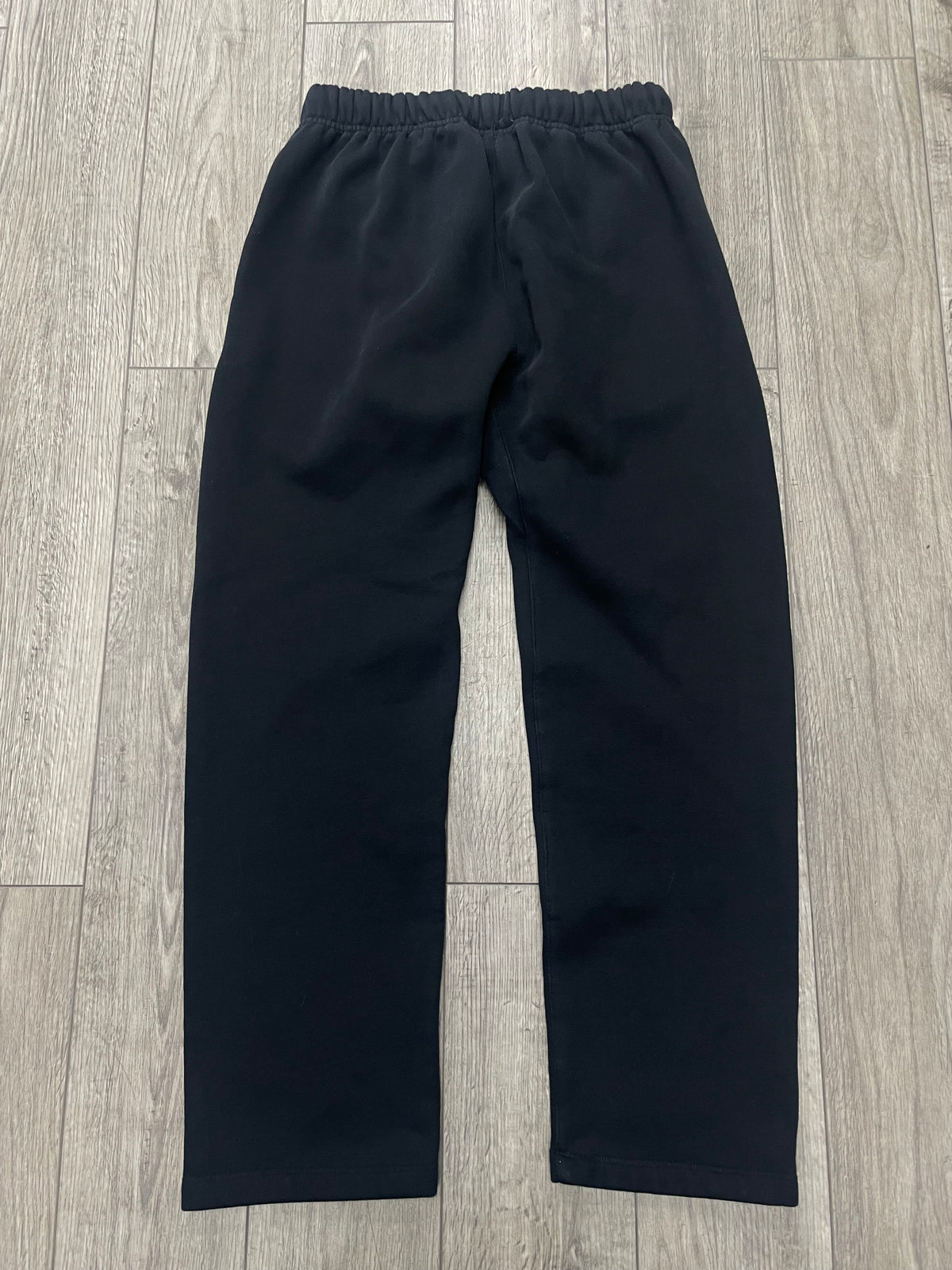 L - Fear Of God Essentials Black Relaxed Fleece Sweatpants